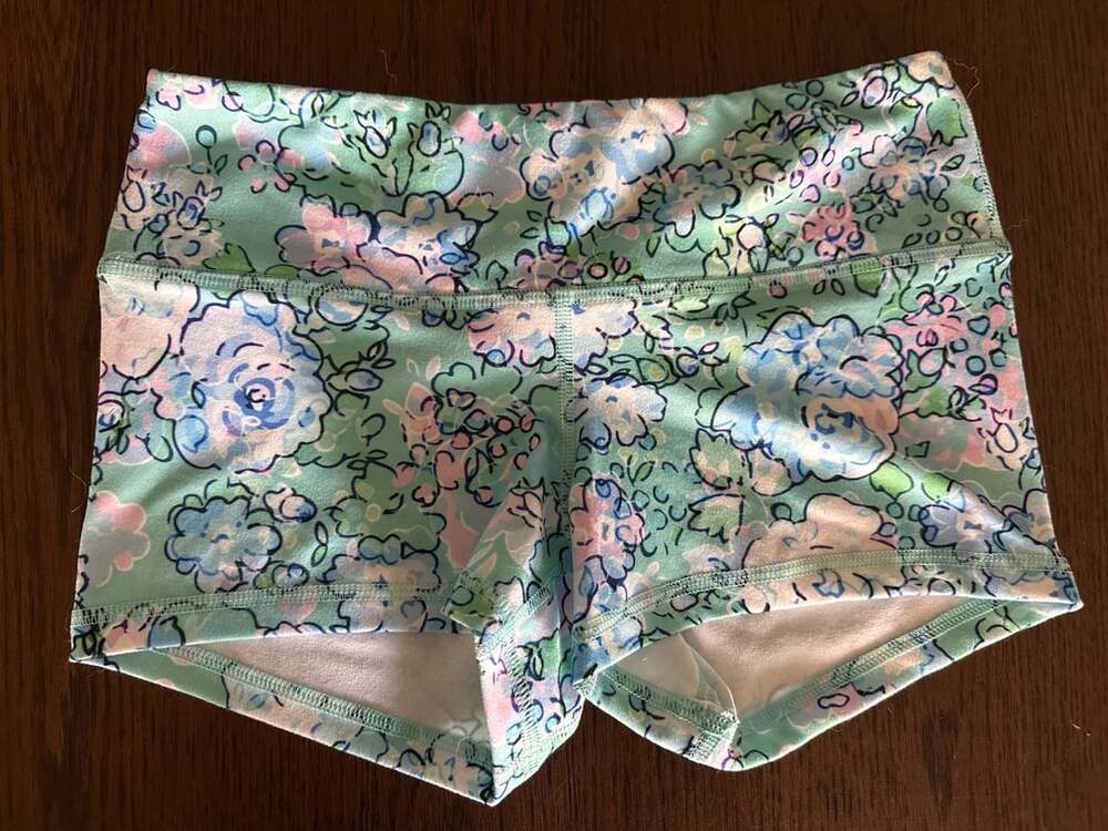 Fleo Athletic Shorts Size XS Mint Wildflower Floral Activewear